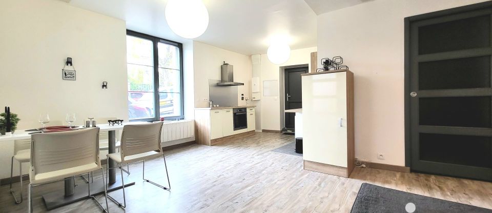 Apartment 3 rooms of 52 m² in Sedan (08200)