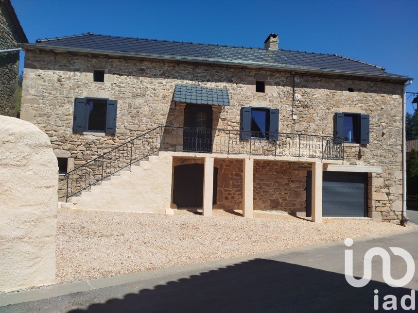 Maison de campagne 4 pièces de 85 m² à Sousceyrac-en-Quercy (46190)