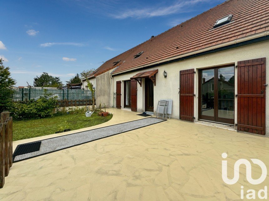 Maison 5 pièces de 103 m² à Saintry-sur-Seine (91250)