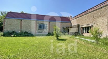 Business premises of 670 m² in Seignelay (89250)