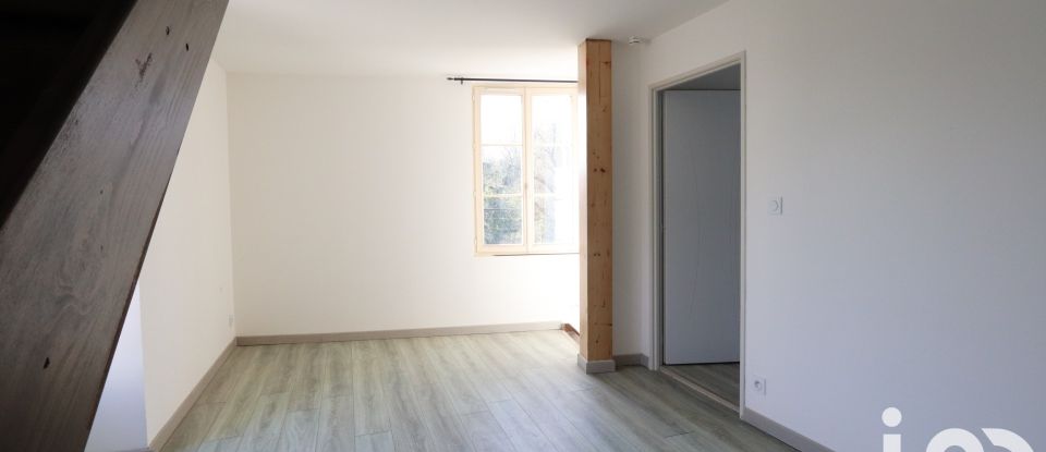 Appartement 3 pièces de 80 m² à Échiré (79410)