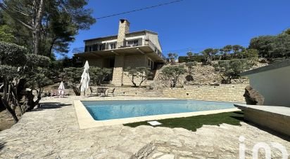 Traditional house 6 rooms of 158 m² in Carpentras (84200)