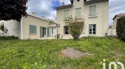 House 6 rooms of 139 m² in Caluire-et-Cuire (69300)