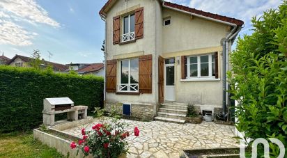 Traditional house 5 rooms of 75 m² in Combs-la-Ville (77380)