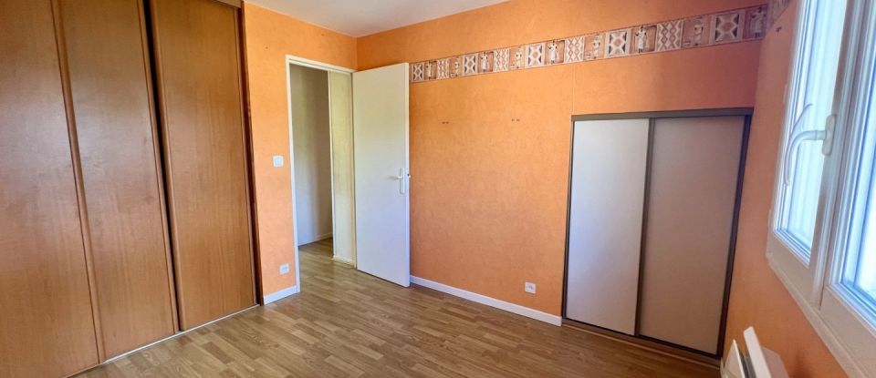 House 7 rooms of 115 m² in Jouy-le-Moutier (95280)