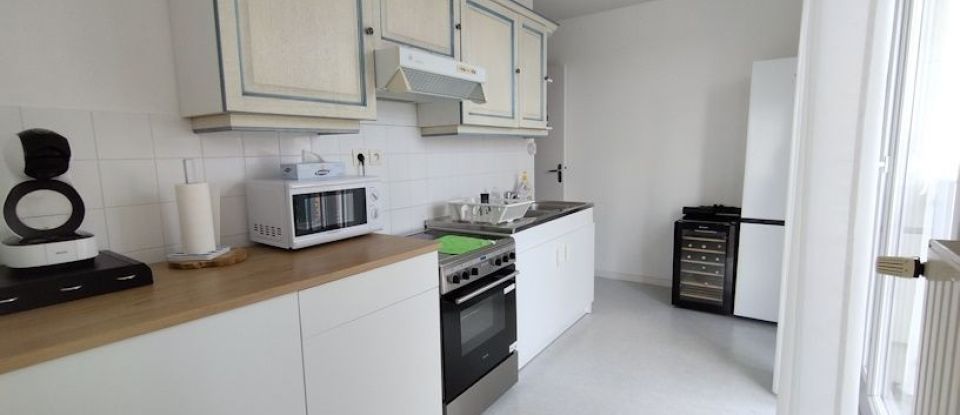 Apartment 4 rooms of 70 m² in Servon-sur-Vilaine (35530)
