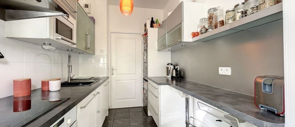 Appartement 3 pièces de 77 m² à Le Plessis-Robinson (92350)
