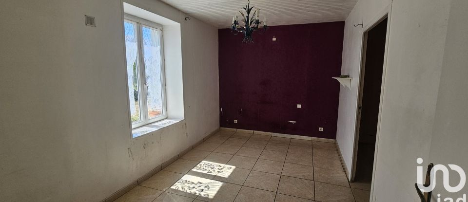 House 3 rooms of 96 m² in Luzeret (36800)
