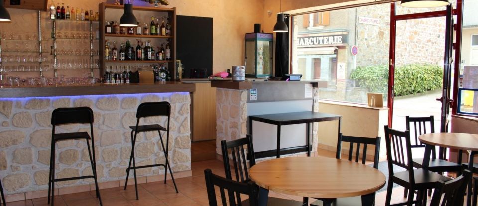 Brasserie-type bar of 120 m² in Lalouvesc (07520)