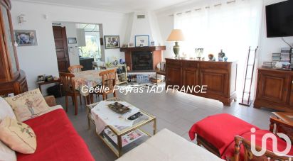 Apartment 3 rooms of 75 m² in Six-Fours-les-Plages (83140)