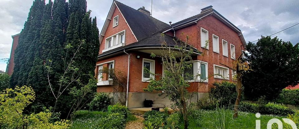 Maison 9 pièces de 270 m² à Sotteville-lès-Rouen (76300)