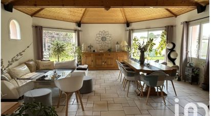 Architect house 7 rooms of 135 m² in Basse-Goulaine (44115)