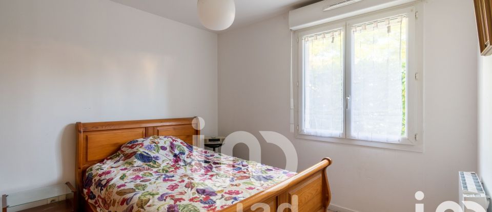 Appartement 2 pièces de 46 m² à Chanteloup-les-Vignes (78570)