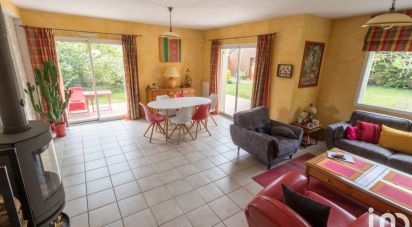 House 5 rooms of 125 m² in Saint-Jean-sur-Couesnon (35140)