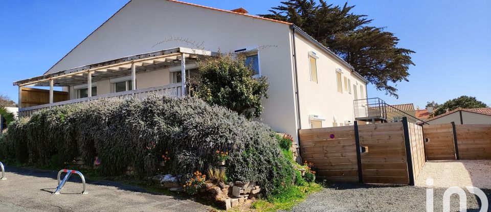 Maison traditionnelle 5 pièces de 185 m² à Bretignolles-sur-Mer (85470)