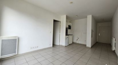 Apartment 2 rooms of 35 m² in Marseille (13003)