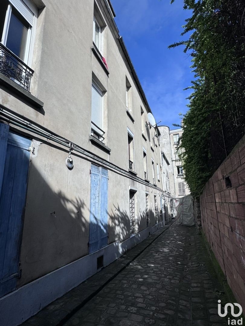 Apartment 2 rooms of 37 m² in Saint-Denis (93210)