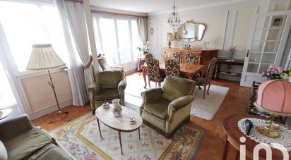 Apartment 4 rooms of 82 m² in Chartres (28000)