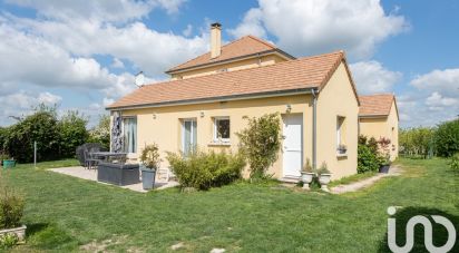 Maison traditionnelle 5 pièces de 178 m² à La Bourdinière-Saint-Loup (28360)