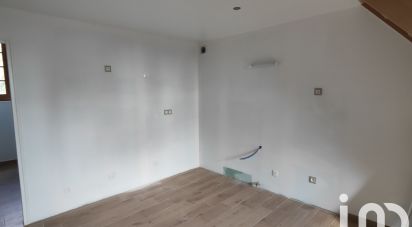 Apartment 3 rooms of 48 m² in Angervilliers (91470)
