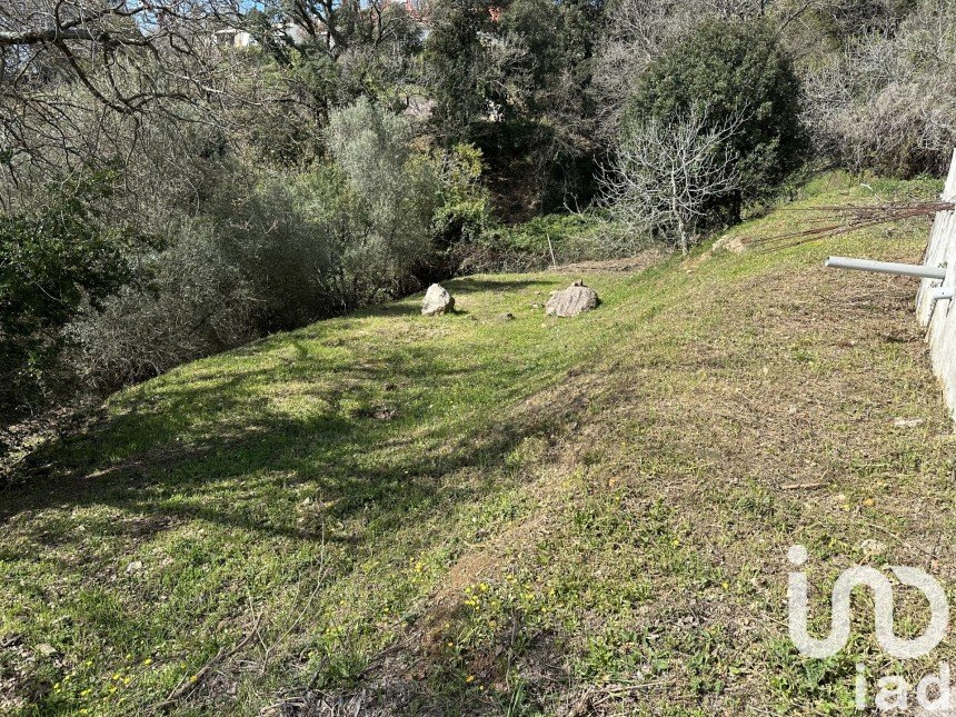 Land of 2,882 m² in Les Adrets-de-l'Estérel (83600)