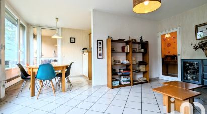 Appartement 4 pièces de 83 m² à - (74940)