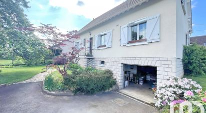 Maison 7 pièces de 160 m² à Morigny-Champigny (91150)