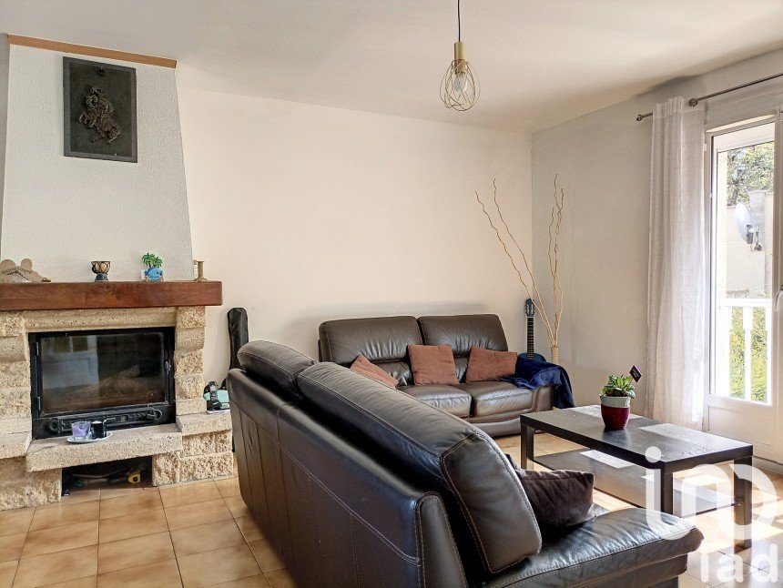 House 6 rooms of 150 m² in Goussainville (95190)