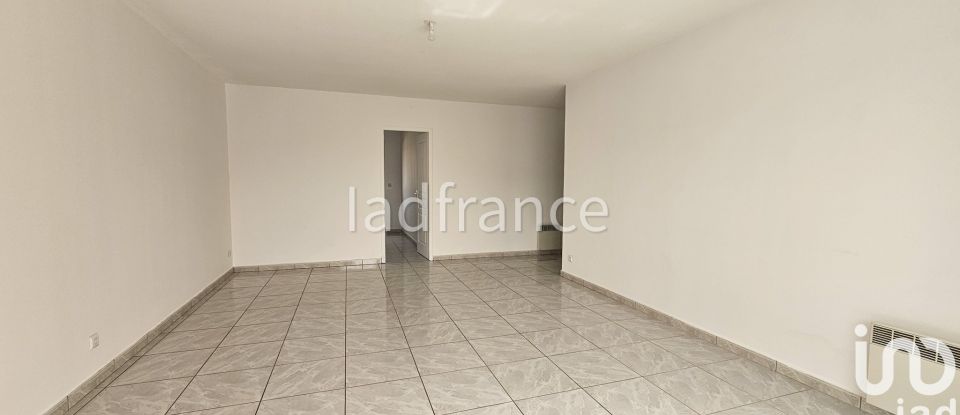 Apartment 4 rooms of 87 m² in Perpignan (66000)