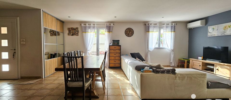 Traditional house 4 rooms of 112 m² in Sénas (13560)