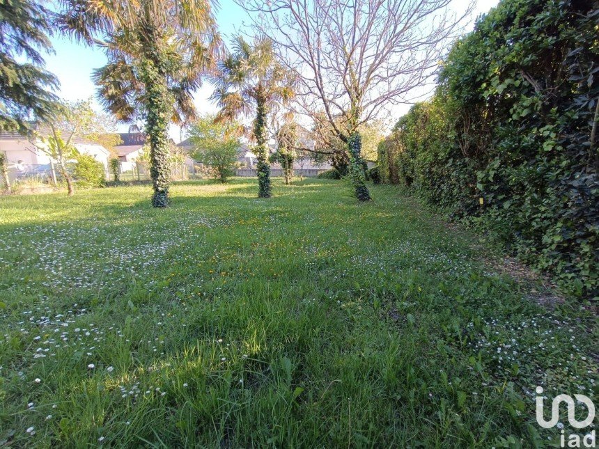 Land of 530 m² in Abos (64360)