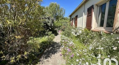 Traditional house 4 rooms of 96 m² in Saint-Raphaël (83700)