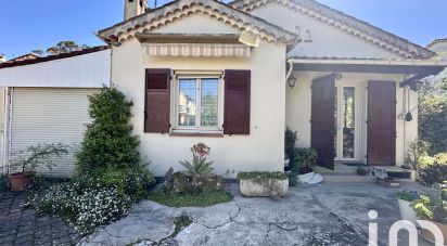 Traditional house 4 rooms of 96 m² in Saint-Raphaël (83700)