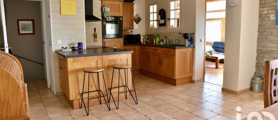Maison 5 pièces de 110 m² à Roquebrune-sur-Argens (83520)