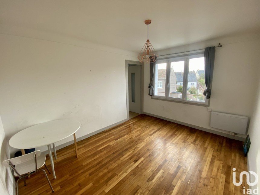 Apartment 2 rooms of 46 m² in Saint-Nazaire (44600)