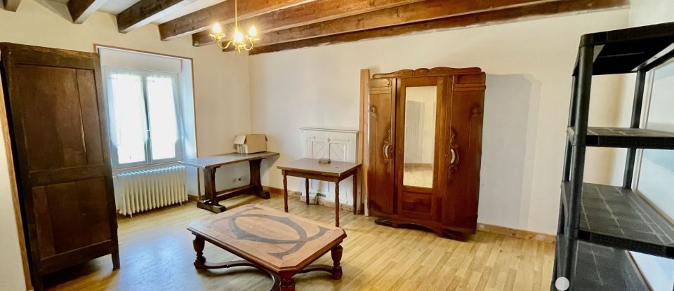 Maison traditionnelle 5 pièces de 95 m² à Caurel (22530)