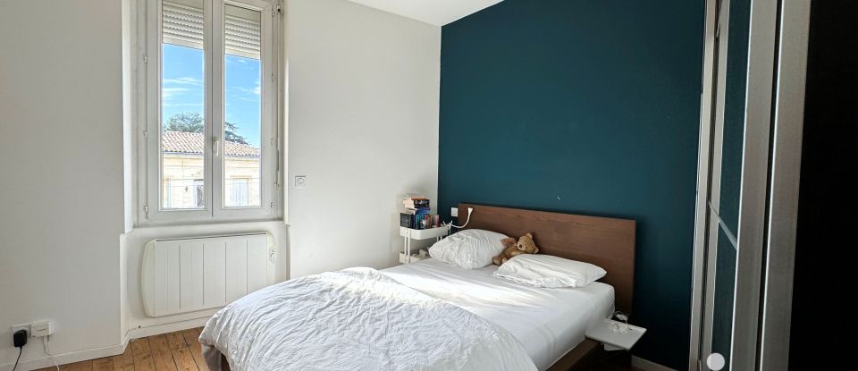 Appartement 2 pièces de 44 m² à Bordeaux (33800)