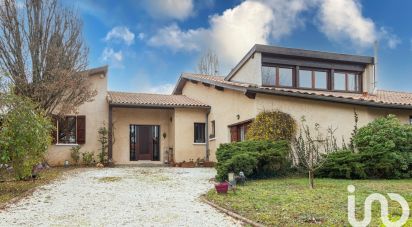 Architect house 7 rooms of 215 m² in Montauban (82000)