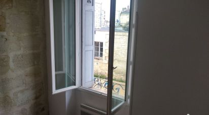 Apartment 1 room of 27 m² in Bordeaux (33800)