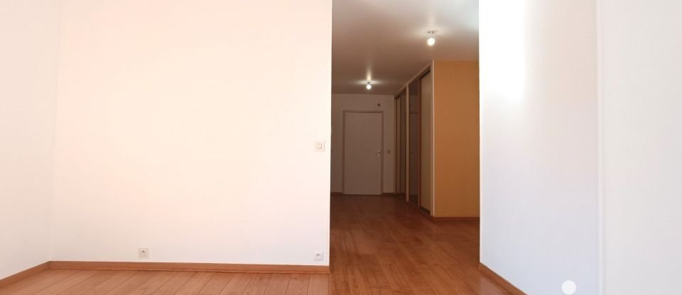 Appartement 3 pièces de 84 m² à Clermont-Ferrand (63000)