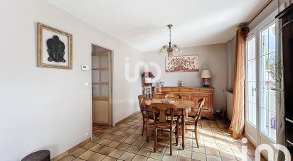 House 5 rooms of 103 m² in Dammarie-les-Lys (77190)