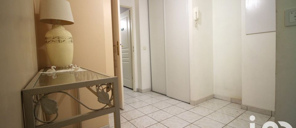 Apartment 3 rooms of 66 m² in Brie-Comte-Robert (77170)