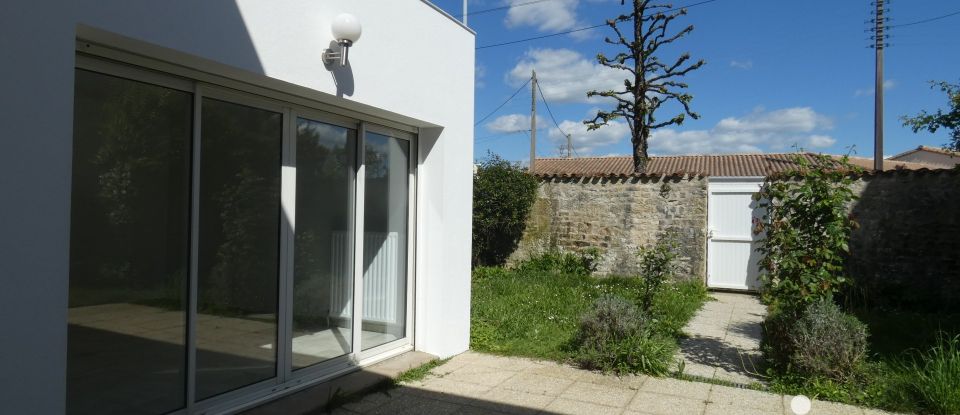 Maison d’architecte 6 pièces de 125 m² à Niort (79000)