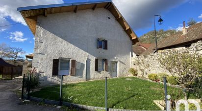 Village house 4 rooms of 93 m² in Lavours (01350)
