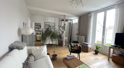 House 5 rooms of 115 m² in Nantes (44300)