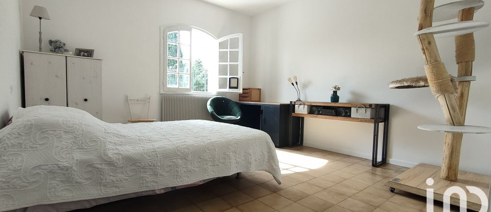 Maison traditionnelle 6 pièces de 187 m² à Vingrau (66600)