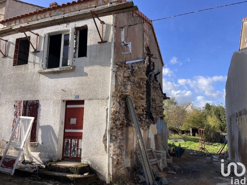 House 2 rooms of 70 m² in Couëron (44220)