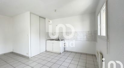 Apartment 2 rooms of 61 m² in Saint-Alban (22400)