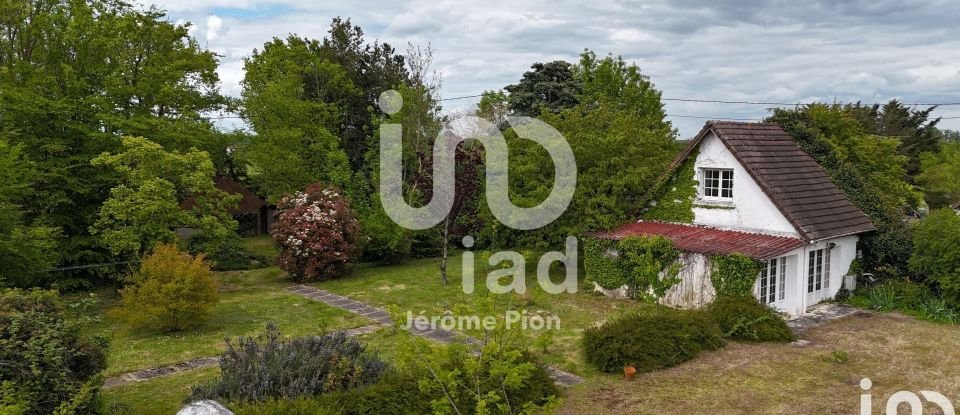 House 10 rooms of 224 m² in Amboise (37400)