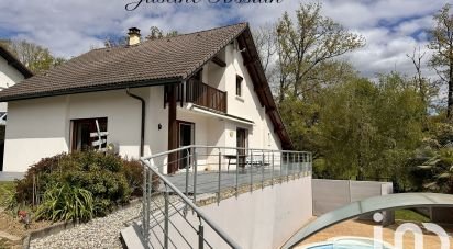 Traditional house 5 rooms of 134 m² in Jonzier-Épagny (74520)
